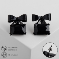 Серьги со стразами &laquo;Бантик&raquo; с прямоугольником, цвет чёрный