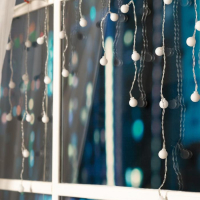 Гирлянда &laquo;Бахрома&raquo; 1.8 &times; 0.5 м с насадками &laquo;Шарики&raquo;, IP20, прозрачная нить, 48 LED, свечение мульти (RG/RB), мигание, 220 В