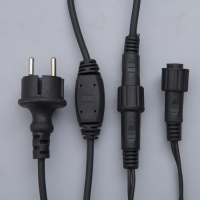 Гирлянда &laquo;Бахрома&raquo; 3 &times; 0.6 м, IP44, УМС, тёмная нить, 160 LED, свечение бело-синее, мигание, 220 В