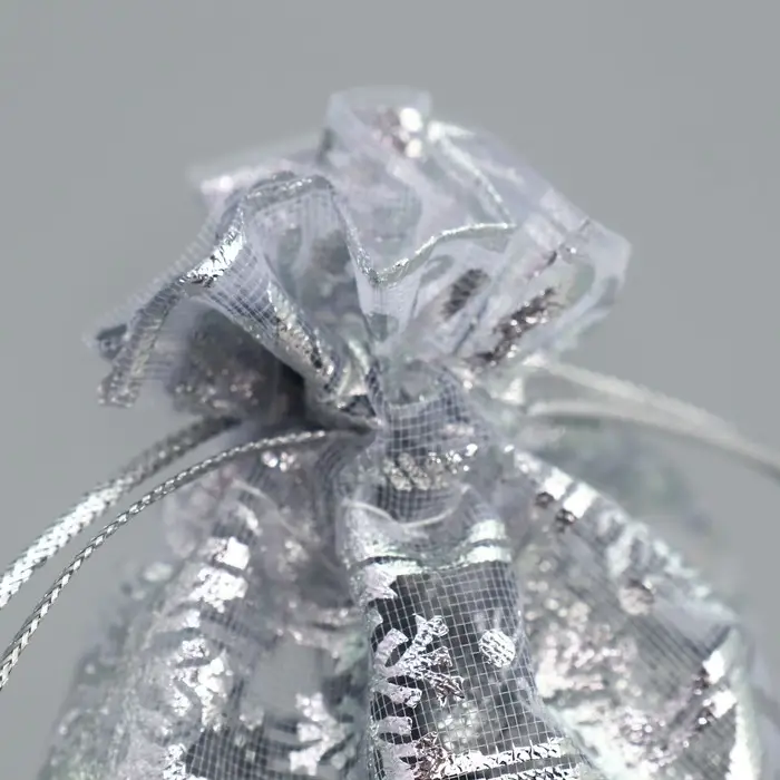 Мешочек подарочный органза &laquo;Волшебного Нового года&raquo;, 10 х 12 см +/- 1.5 см