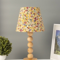 Настольная лампа ЭКО "Бусины" 1х40Вт Е27 светлое дерево 25х25х43см