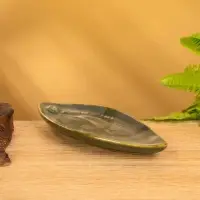 Подставка под благовония "Длинный лист" керамика, цв. зелёный, 17х7х1,5 см