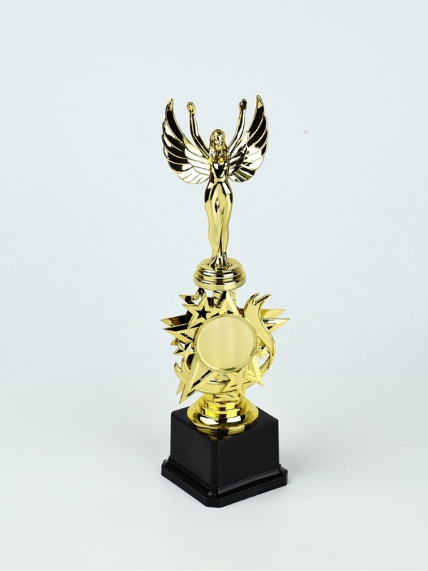 Кубок 191, зол., подставка пластик, 32.5 х 9 х 7.5 см