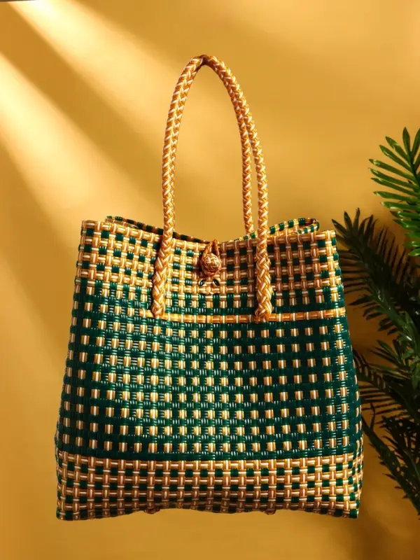 Сумка плетёная пластиковая 40х20х55 см, цв. зелёно-бежевый