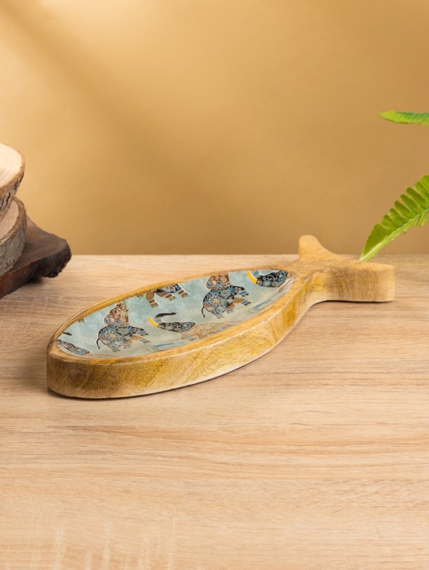 Блюдо в форме рыбки "Мудрый слон" дерево манго 25,5х10х2 см
