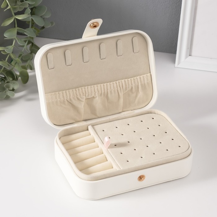 Шкатулка кожзам для украшений Шкатулка кожзам для украшений "Стёганная. Ромбы" белая 11х16х5 см