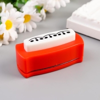 Дырокол фигурный для края "Волна" длина рисунка 4,5 см 6,5х4х2,5 см МИКС Дырокол фигурный для края "Волна" длина рисунка 4,5 см 6,5х4х2,5 см МИКС