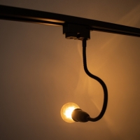 Светильник трековый "Снейк" Е27 40Вт черный 3,5х3,5х40см