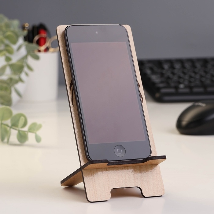 Подставка под телефон &laquo;Волк&raquo;, 7&times;8&times;15 см