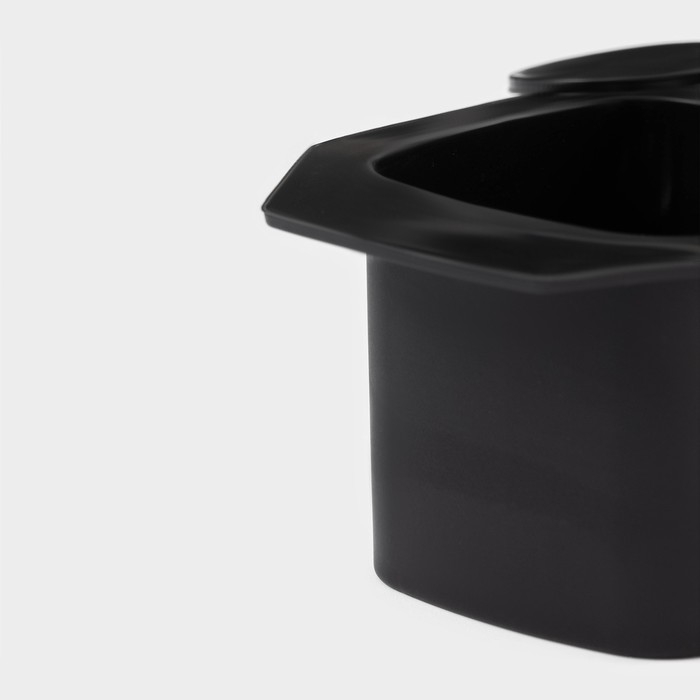 Форма для льда Доляна &laquo;Квадрат&raquo;, силикон, 21,5&times;9,5&times;5 см, 3 ячейки (5,2х4,8 см), цвет чёрный