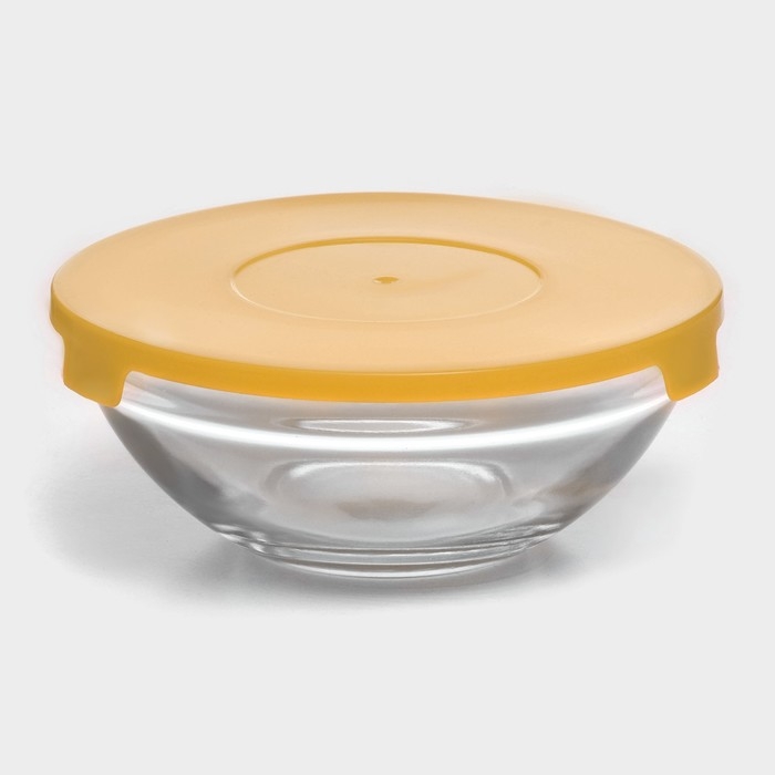 Набор стеклянных салатников Доляна &laquo;Классика&raquo; с крышками, 5 предметов: 900 мл (17&times;7,6 см), 500 мл (16&times;6 см), 350 мл (12,5&times;5,4 см), 200 мл (10,5&times;4,5 см), 130 мл (9&times;3,7 см), цвет жёлтый