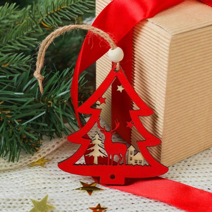 Новогодняя подвеска &laquo;Новогодний олень&raquo;, цвет красный