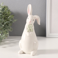Сувенир керамика "Белый кролик с зелёным бантиком" 6х6,5х16,5 см