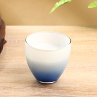 Свеча ароматическая в стеклянном подсвечнике 85 гр, снежная зима