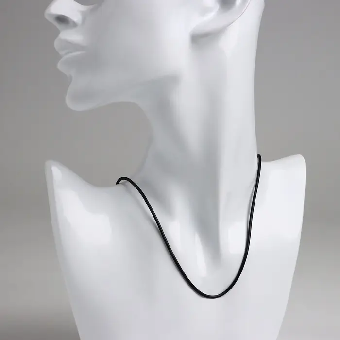 Шнурок каучуковый, неполый, 50 см, d=2 мм, цвет чёрный в серебре