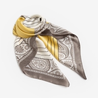 Платок женский MINAKU р-р 70*70 см, цвет серый Платок женский MINAKU р-р 70*70 см, цвет серый