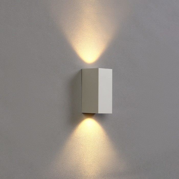 Светильник фасадный &laquo;Глайт&raquo;, FSD-034, 10 Вт, 3000K, IP65, 220 В, пластик, белый