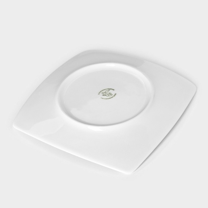 Тарелка квадратная фарфоровая &laquo;Бельё&raquo;, 19&times;19 см