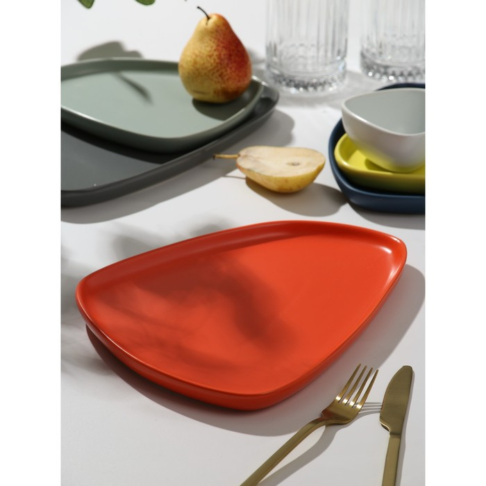 Тарелка керамическая нестандартной формы «Оранжевая», 28 х 22 см, цвет оранжевый Тарелка керамическая нестандартной формы «Оранжевая», 28 х 22 см, цвет оранжевый