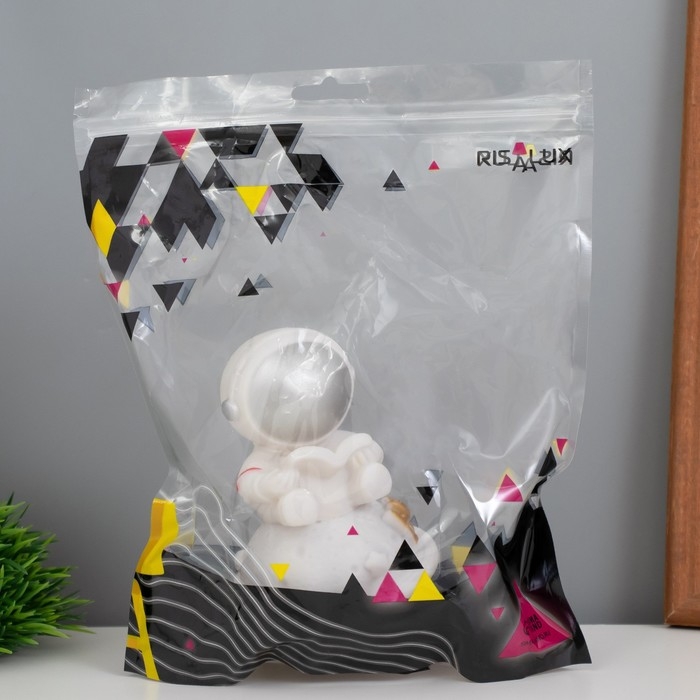 Светильник "Космонавт с книгой на сатурне" 2Вт LED LR44 5х8х13см