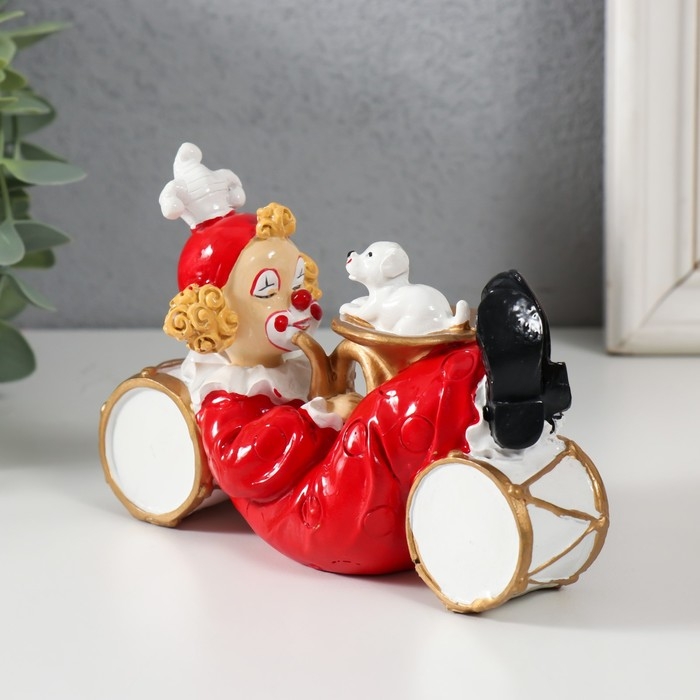 Сувенир полистоун Сувенир полистоун "Клоун с щенком, лежит на барабанах" бело-красный 14х5,5х8,5 см