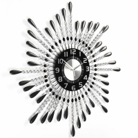 Часы настенные интерьерные большие "Фонтанчик", бесшумные, 69 х 69 см, d-22 см Часы настенные интерьерные большие "Фонтанчик", бесшумные, 69 х 69 см, d-22 см