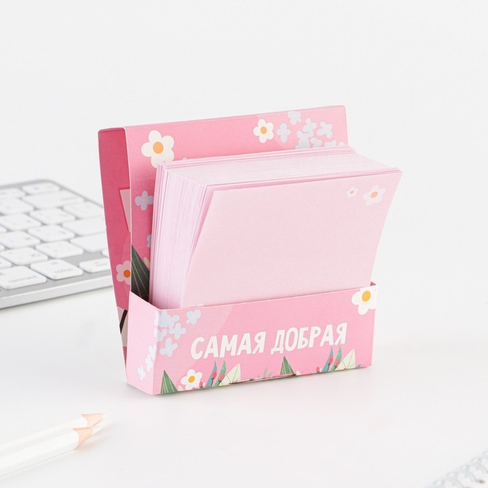 Бумажный блок в картонном футляре &laquo;Воспитателю: Любимый воспитатель - вторая мама&raquo; 200 листов