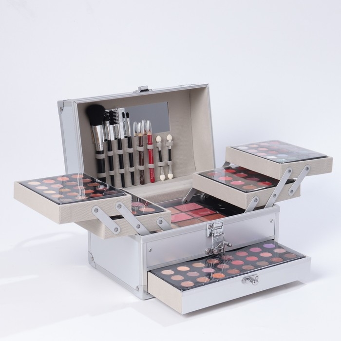 Набор профессиональной косметики"Miss Young" №16