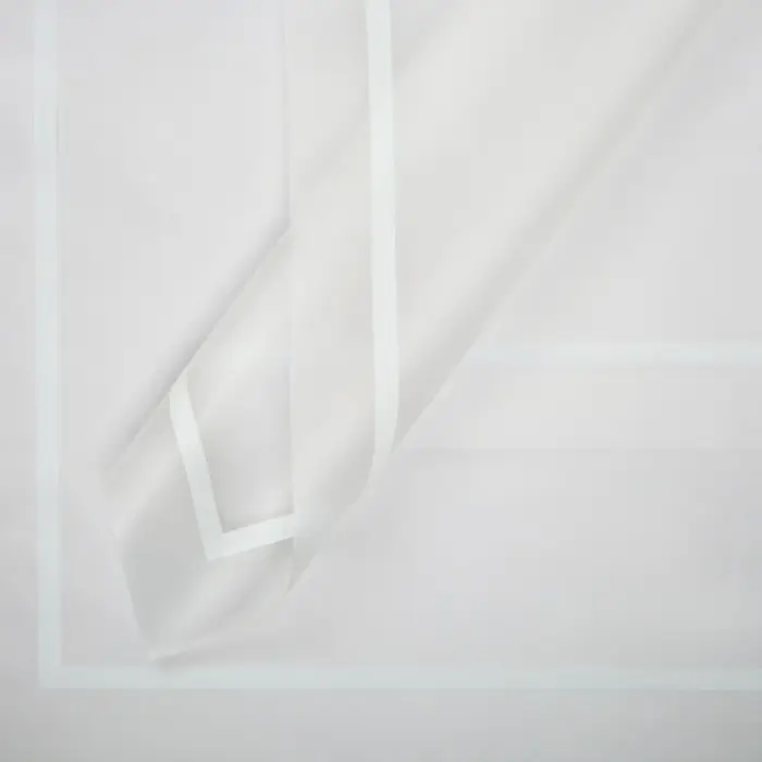 Пленка матовая "Квадрат", белый, 57*57 см