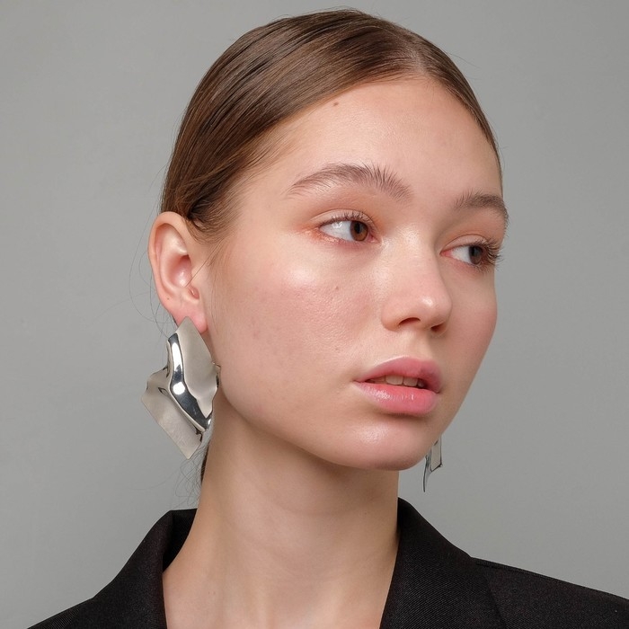 Серьги металл &laquo;Атмосфера&raquo; ромб мятый, цвет серебро