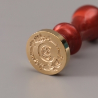 Печать для сургуча с пластиковой ручкой "Венок с буквой C" 2,5х2,5х6,3 см