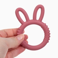 Прорезыватель силиконовый для зубов Крошка Я &laquo;Зайка&raquo;, красный