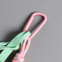 Брелок на карабине кожзам, текстиль "Цветочки" мятно-розовый, с узлом 25х7х1,5 см