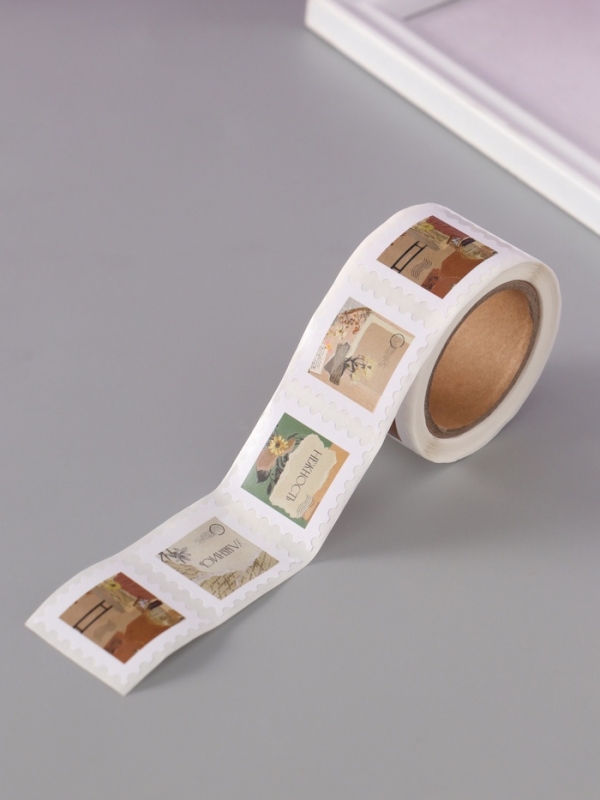 Наклейка бумага "Марки. Коллаж цветочный" 3х3 см 200 шт в рулоне