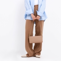 Сумка женская кросс-боди на молнии, цвет бежевый Сумка женская кросс-боди на молнии, цвет бежевый