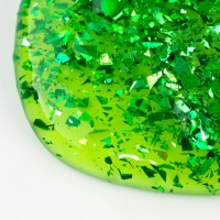 Слайм &laquo;Стекло&raquo; с зелёными блёстками слюда