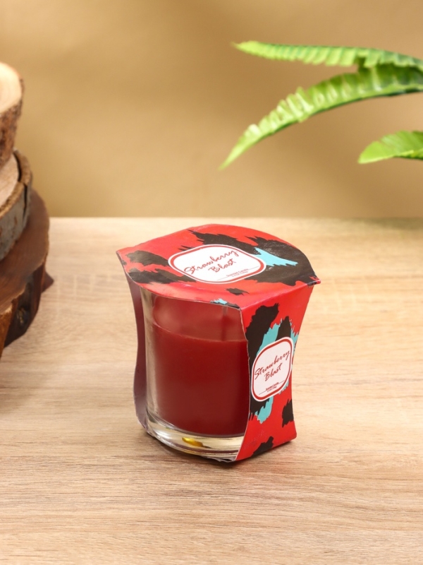 Свеча ароматическая "Candle" 100 гр, клубничный взрыв