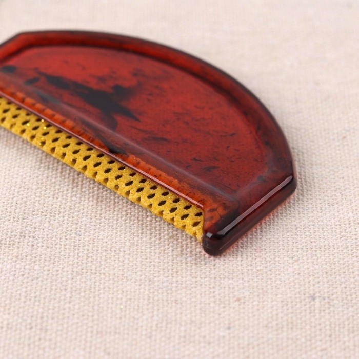 Щётка для удаления катышков, 7,5 &times; 4,5 &times; 0,5 см, цвет МИКС