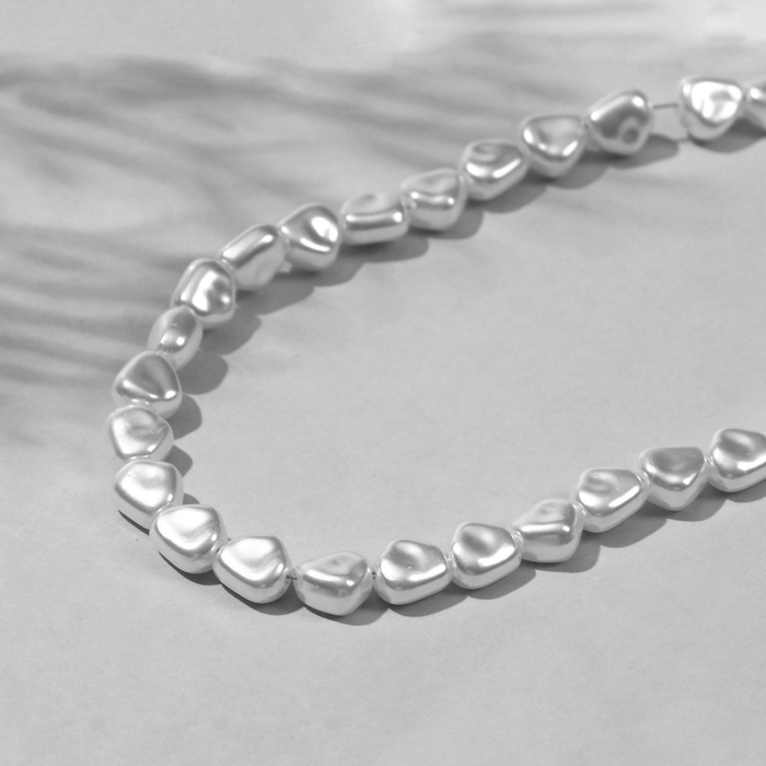 Бусины пластиковые на нити &laquo;Жемчуг&raquo; 0,8&times;0,7&times;0,5 см, (набор 150 шт.), цвет белый