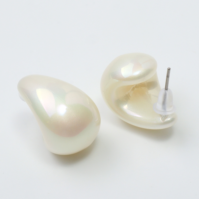 Серьги пластик &laquo;Капля&raquo; гладкие мини, цвет белый