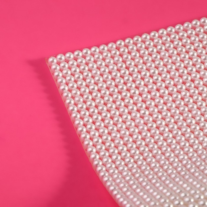 Жемчуг термоклеевой, 40 &times; 24 см, цвет белый