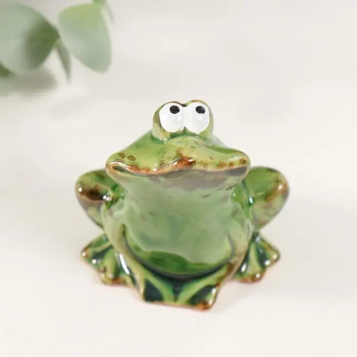 Сувенир керамика "Мечтательная лягушка" 4,6х5,7х6,6 см