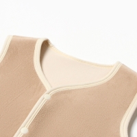 Жилетка флисовая детская Collorista, цв. бежевый, рост 116 см