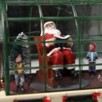 Светодиодная фигура «Дед Мороз в кресле» 23 × 15 × 14 см, полистоун, батарейки ААх3 (не в комплекте), USB, свечение мульти Светодиодная фигура «Дед Мороз в кресле» 23 × 15 × 14 см, полистоун, батарейки ААх3 (не в комплекте), USB, свечение мульти