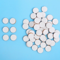 Липучка на клеевой основе «Круг», набор 55 шт., размер 1 шт. 1.5 см, цвет коричневый Липучка на клеевой основе «Круг», набор 55 шт., размер 1 шт. 1.5 см, цвет коричневый