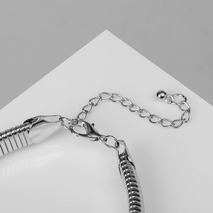 Браслет металл &laquo;Рельеф&raquo; узкий, 26 см, цвет серебро