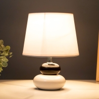 Настольная лампа "Баланс" Е14 40Вт бело-черный 17,5х17,5х23 см RISALUX Настольная лампа "Баланс" Е14 40Вт бело-черный 17,5х17,5х23 см RISALUX