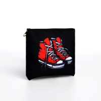 Кошелек детский текстильный "Кеды", 11х9х0,5 см, цвет черный Кошелек детский текстильный "Кеды", 11х9х0,5 см, цвет черный