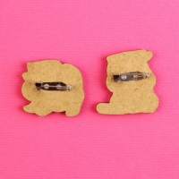 Значки деревянные &laquo;Я буду тебя бесить&raquo;, 2 шт.