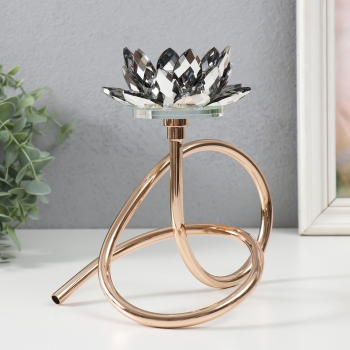 Подсвечник металл, акрил на 1 свечу "Чёрный лотос. Завиток" d=4 см золото 19х19 см